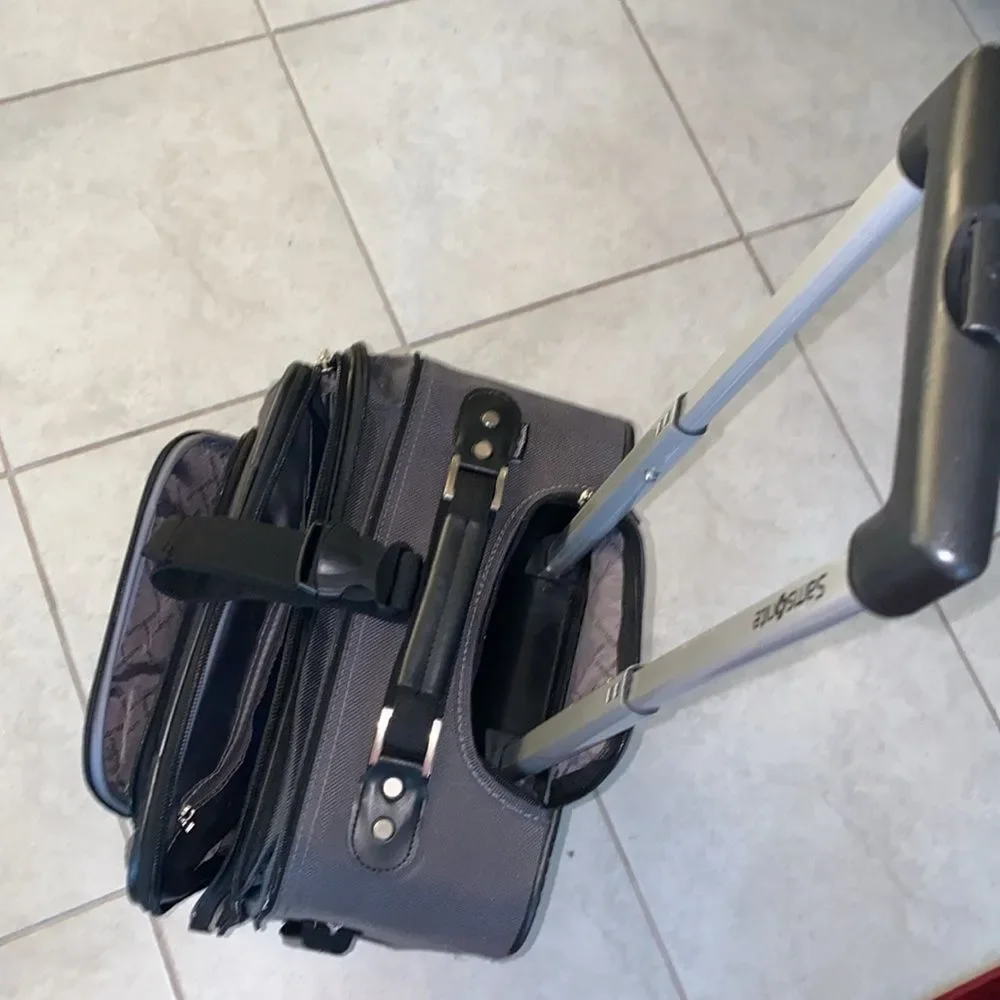 Samsonite Grey Softshell Rolling Upright Suitcase Telescoping Handle Luggage
